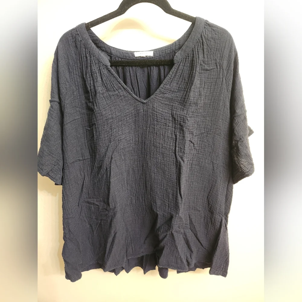 Maurices Bundle Of 2 Womens Tops: Navy and Peach Size 3X - Picture 2 of 5